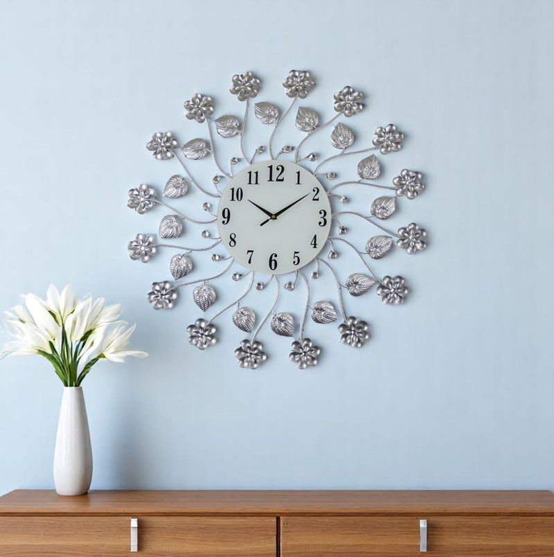 Silent Analog Floral Round Wall Clock - Silver / Silver / White