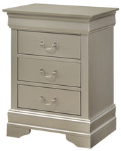 Load image into Gallery viewer, Louis Phillipe - Nightstand - Wood
