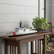 Load image into Gallery viewer, Hand Painted Model Boat (624485) - White
