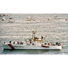 Load image into Gallery viewer, Hand Painted Model Boat (624568) - White
