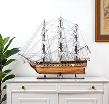 Load image into Gallery viewer, Hand Painted Boat (401951) - Brown
