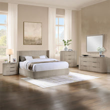 Load image into Gallery viewer, Leanna - Mirror - Light Oak
