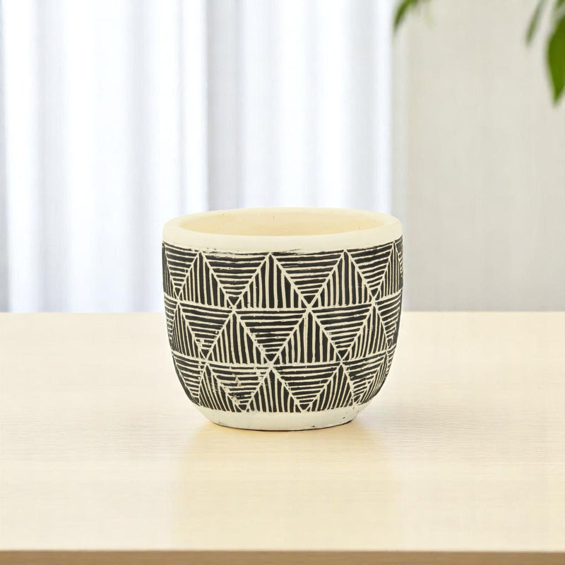 Geometric Round Pot Planter - Black / White