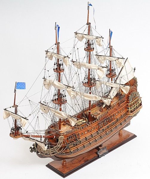 Hand Painted Solei Royal Model Boat - Brown