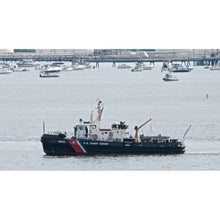 Load image into Gallery viewer, Hand Painted Model Boat (624537) - Black
