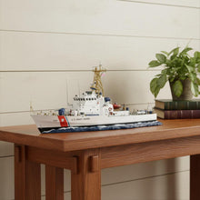 Load image into Gallery viewer, Hand Painted Model Boat (624598) - White

