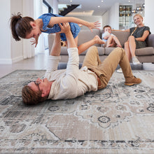 Load image into Gallery viewer, Payas - 6' X 9' Medallion Area Rug - Cream / Beige
