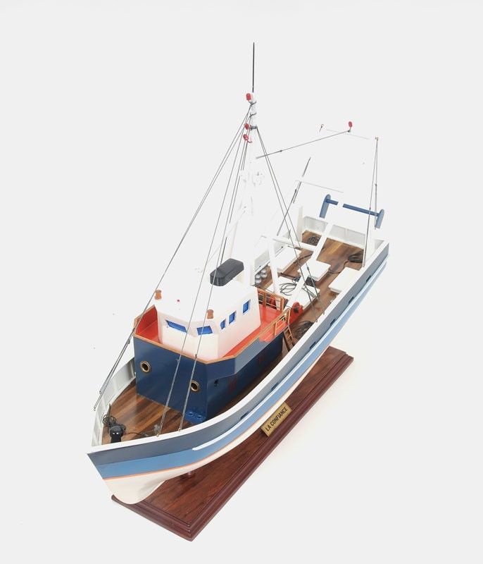 1797 La Confiance Boat Hand Painted Decorative Boat - Blue / White