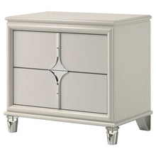 Load image into Gallery viewer, Gwendolyn - 2 Drawer Nightstand - White
