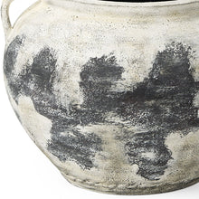 Load image into Gallery viewer, Ombre Amphora Floor Vase (608579) - Black / White
