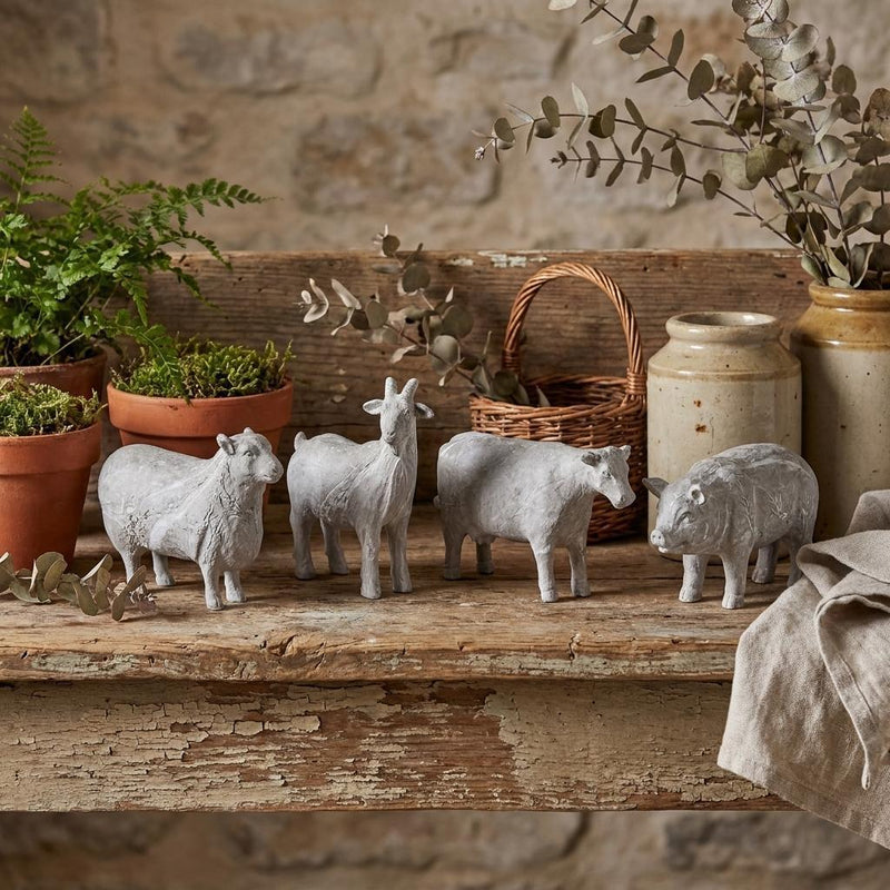 Polyresin Figurine (Set of 4) - Gray