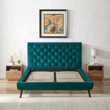 Load image into Gallery viewer, Dillon - Platform Bed
