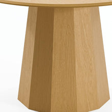 Load image into Gallery viewer, 46" Wood Pedestal Base Round Top Table For Dining Room - Natural
