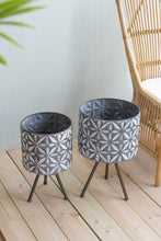 Load image into Gallery viewer, Metal Planter Stand, Round Galvanized Farmhouse Planter (Set of 2) - Gray
