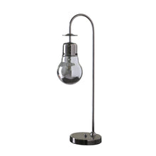 Load image into Gallery viewer, Metal Vintage Streetlight Desk Lamp - Black
