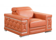 Load image into Gallery viewer, Sturdy Chair - Camel

