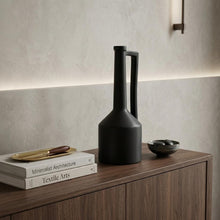 Load image into Gallery viewer, Table Vase (729952) - Black
