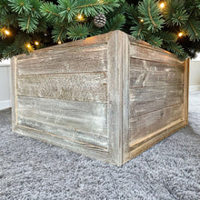Load image into Gallery viewer, Wash Plank Christmas Tree Collar - Gray / White
