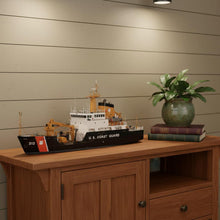Load image into Gallery viewer, Hand Painted Model Boat (624439) - Black / White
