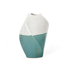 Load image into Gallery viewer, Ombre Wavy Table Vase - Green / Ivory
