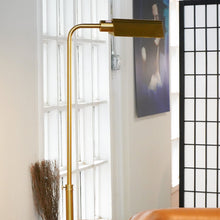 Load image into Gallery viewer, Elara - Floor Lamp - Gold
