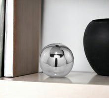 Load image into Gallery viewer, Buffed Decorative Orb (354592) - Silver
