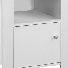 Load image into Gallery viewer, 24" Wood End Table With Shelf - White
