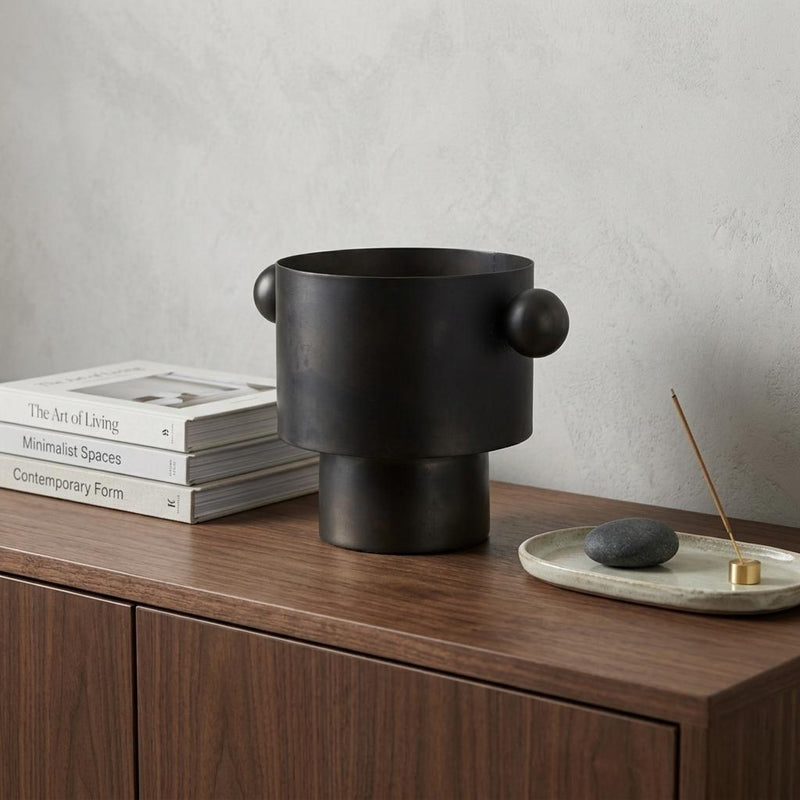 Round Table Vase (729957) - Black