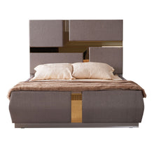 Load image into Gallery viewer, Lorenzo - Tufted Upholstered Bed
