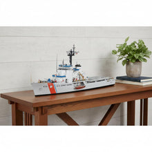 Load image into Gallery viewer, Hand Painted Model Boat (624411) - White

