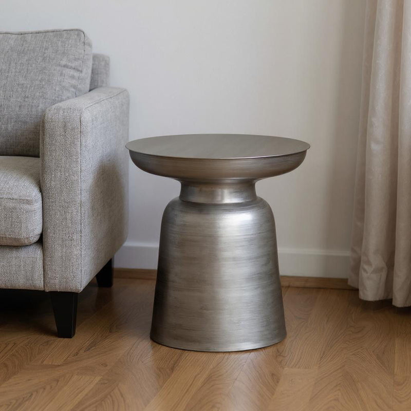 18" Round End Table - Silver