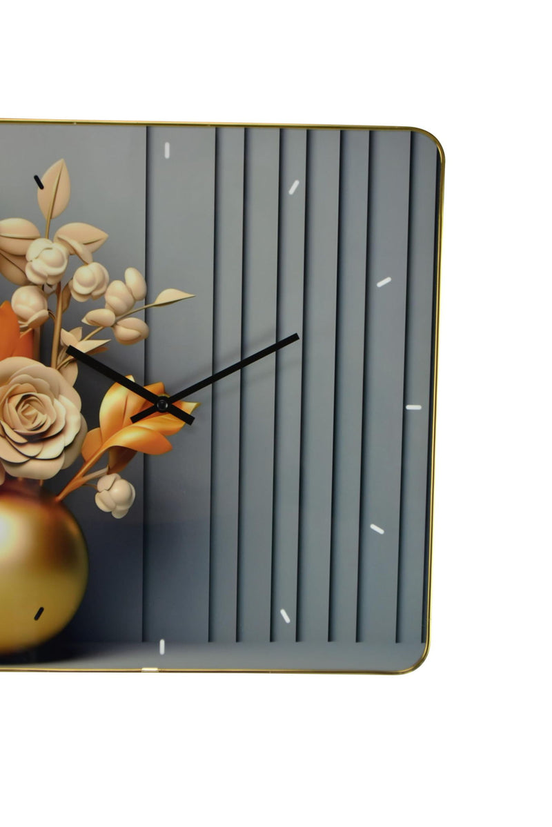 Silent Analog Floral Wall Clock - Beige / Gold / Gray