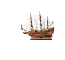 Load image into Gallery viewer, Hand Painted Boat (401925) - Brown
