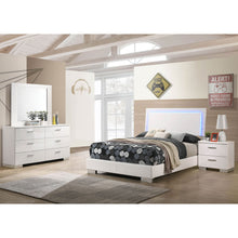 Load image into Gallery viewer, Dulcey - Bedroom Set With LED Lighting

