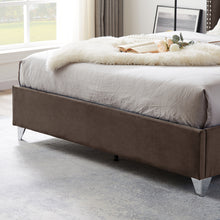 Load image into Gallery viewer, B100S King bed, Button designed Headboard,strong wooden slats + metal legs with Electroplate
