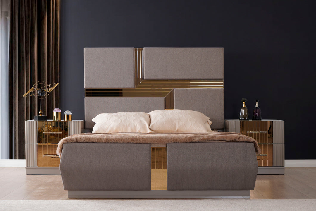 Lorenzo Gold Detailed Tufted Upholstery King Bed made with Wood in Gray